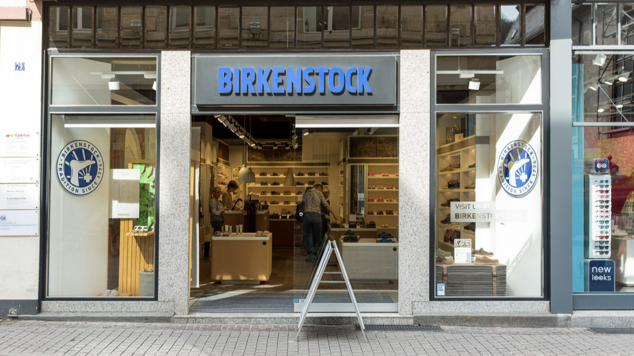 Birkenstock'un Halka Arz Fiyatı Belirlendi
